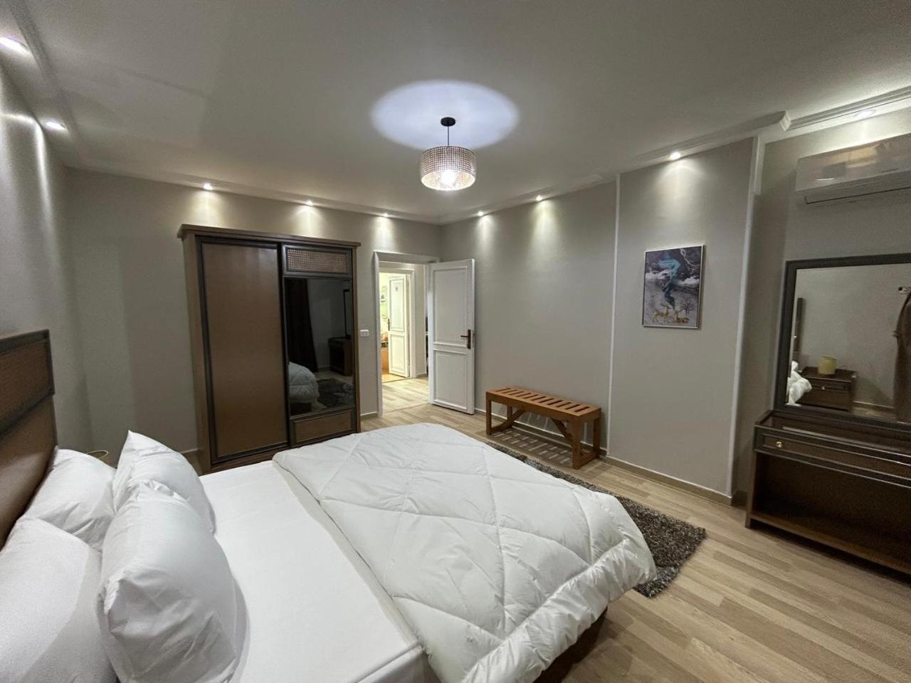 Skyline Luxury Suites 5 Mins From Cairo Airport Luaran gambar